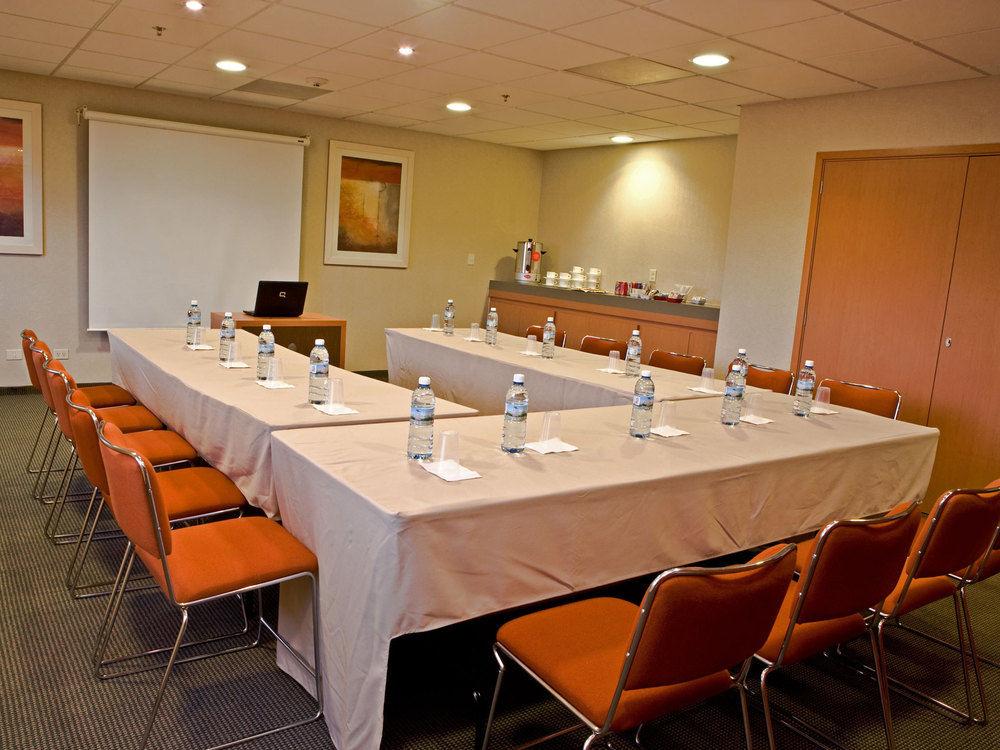 City Express By Marriott Saltillo Norte Exterior foto