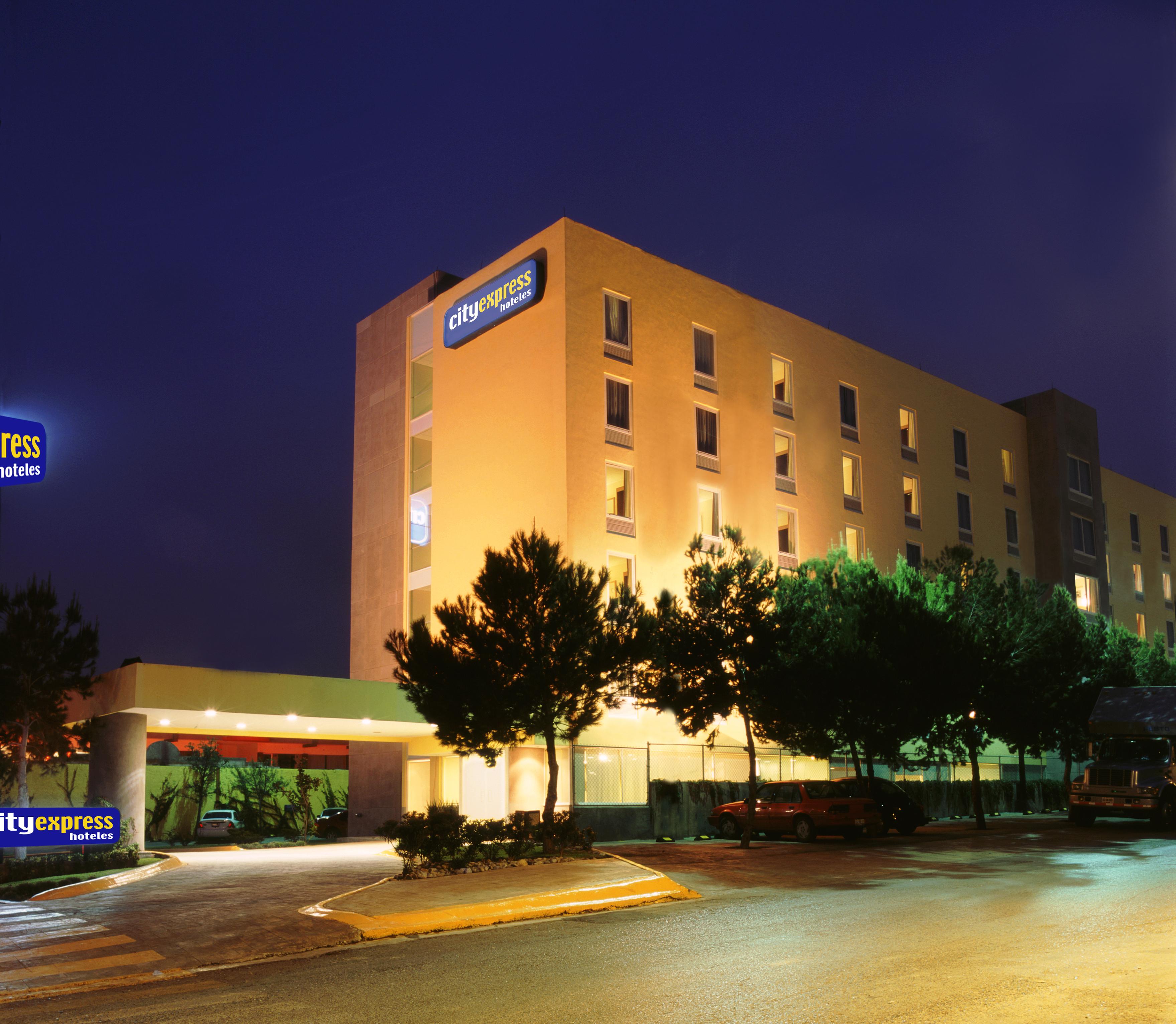 City Express By Marriott Saltillo Norte Exterior foto