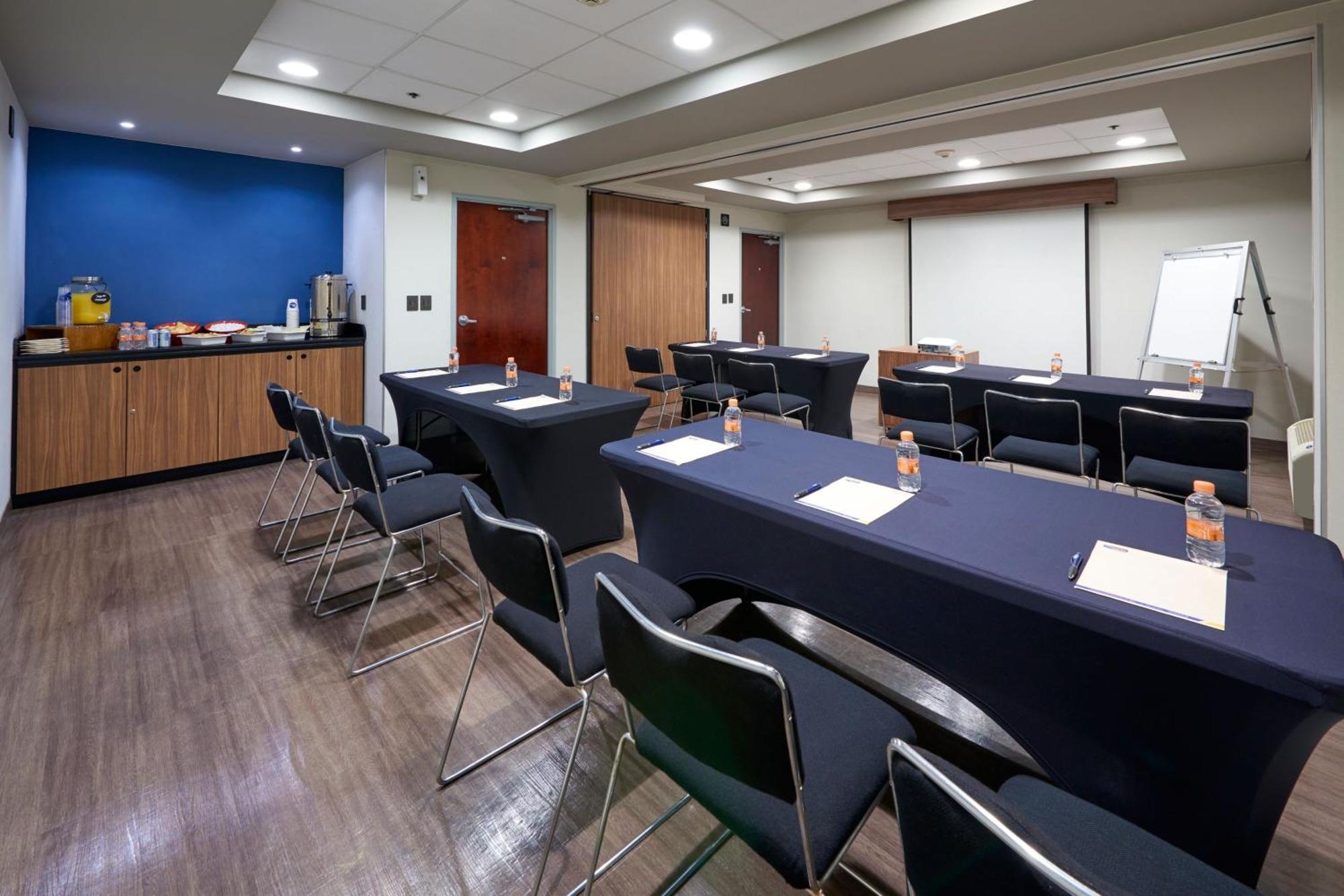 City Express By Marriott Saltillo Norte Exterior foto
